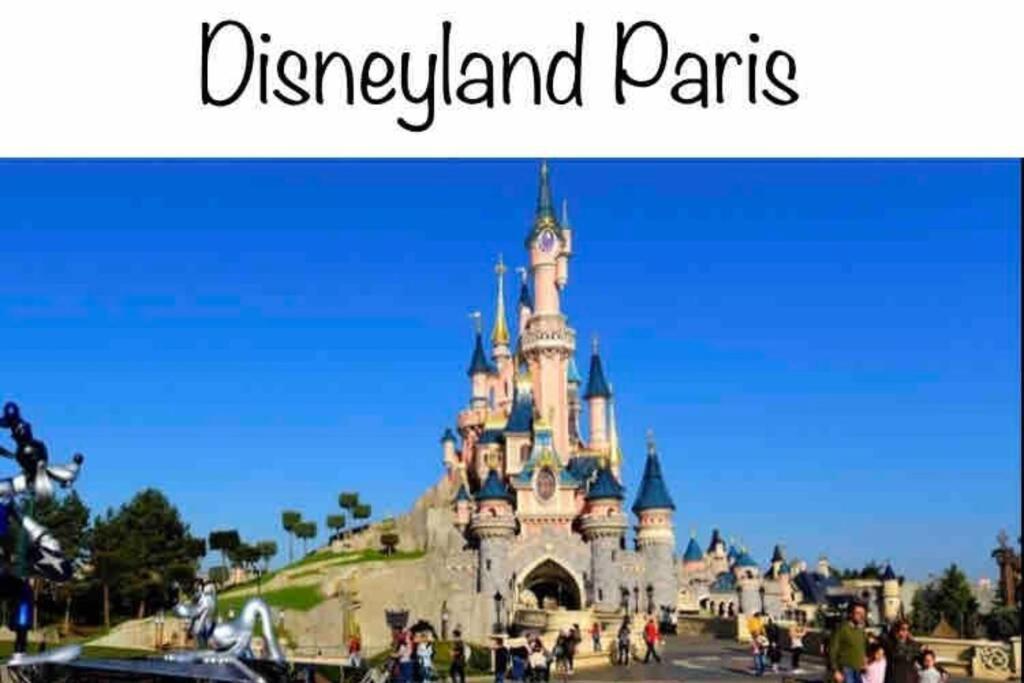 Studio 2 Adultes 2 Enfants Parcs Disneyland Paris Montévrain Exterior photo