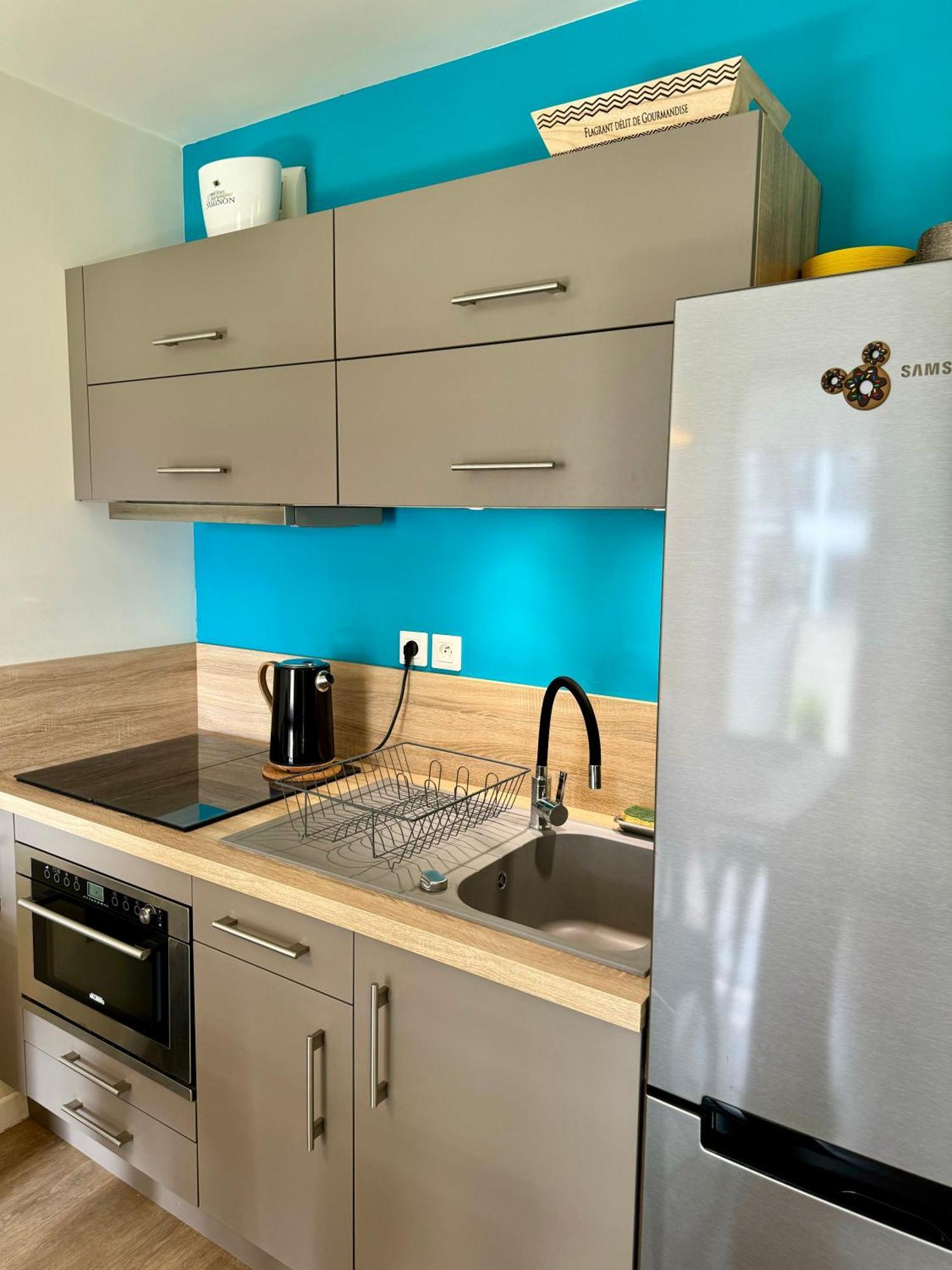 Studio 2 Adultes 2 Enfants Parcs Disneyland Paris Montévrain Exterior photo