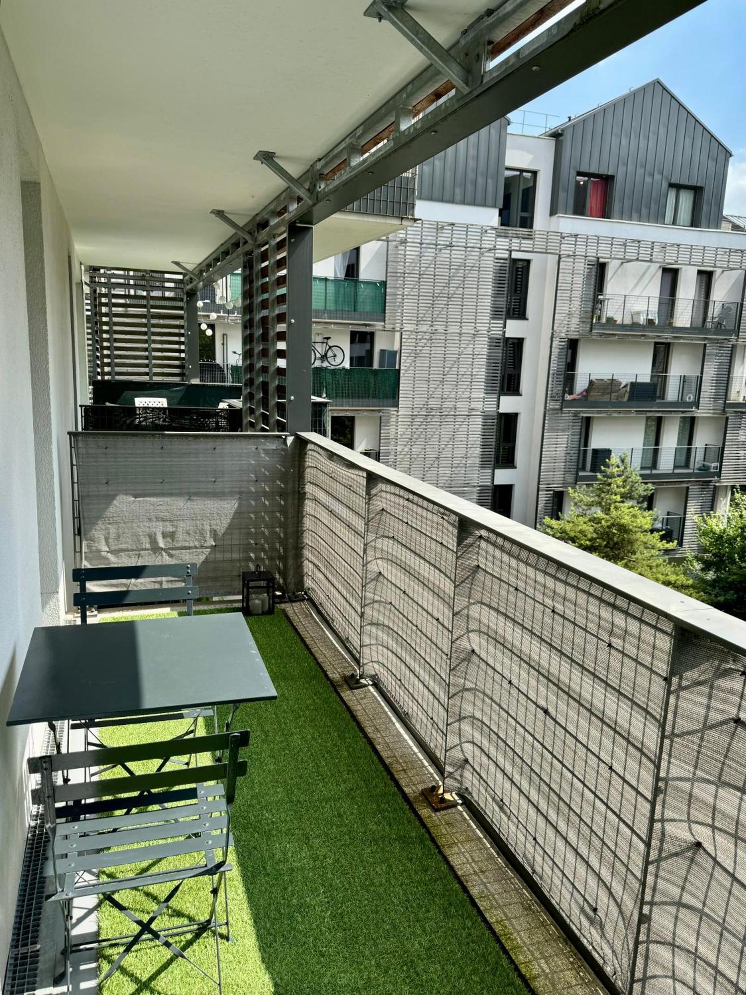 Studio 2 Adultes 2 Enfants Parcs Disneyland Paris Montévrain Exterior photo